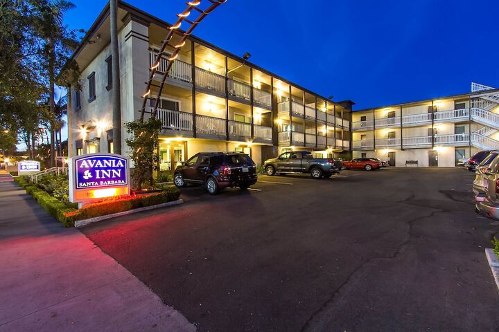 Hotel 2 of 82