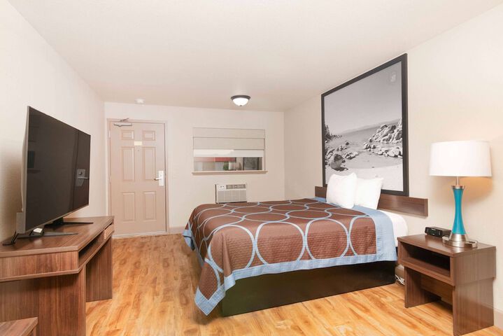 Room 26 of 31