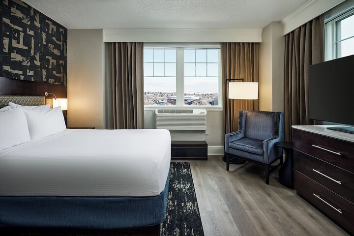 Hotel Alex Johnson Rapid City Curio Collection by Hilton