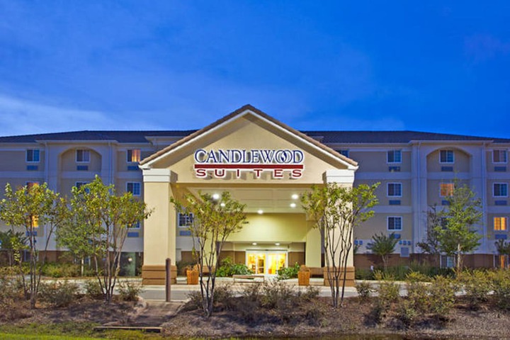 Hotel 6 of 35