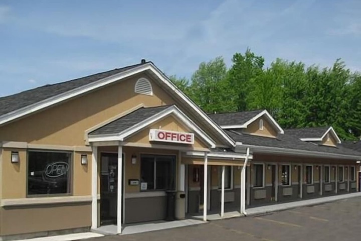 Red Carpet Inn Orchard Park - Buffalo NY
