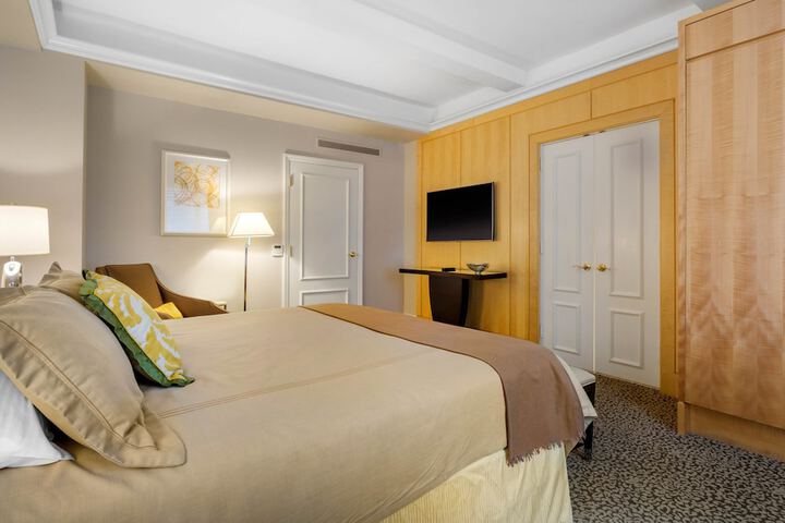 Room 63 of 125