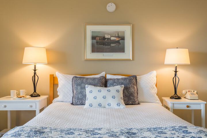Room 21 of 135