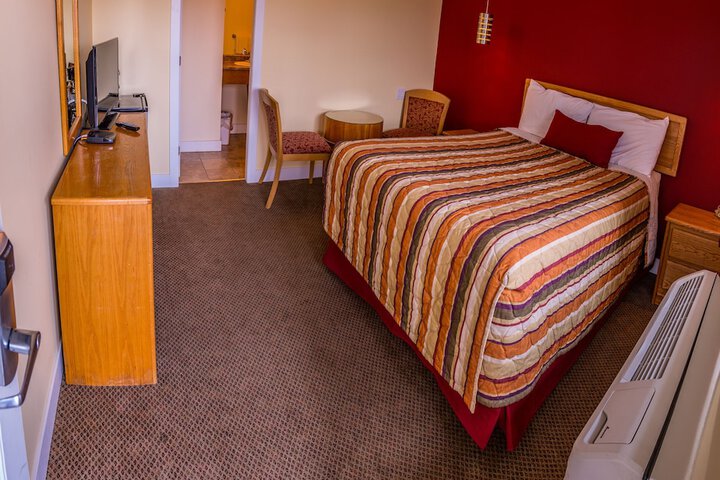 Room 37 of 69