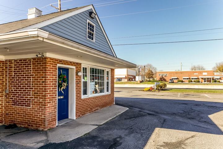 White Marsh Motel
