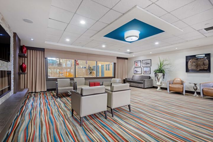 Hotel Interior 17 of 71