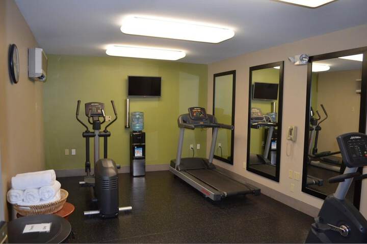 Country Inn & Suites by Radisson Frederick, MD