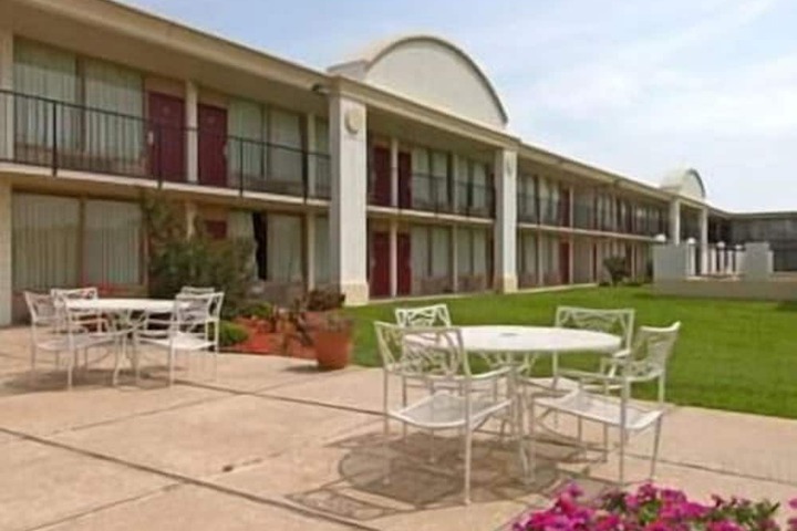 Days Inn by Wyndham Hillsboro TX