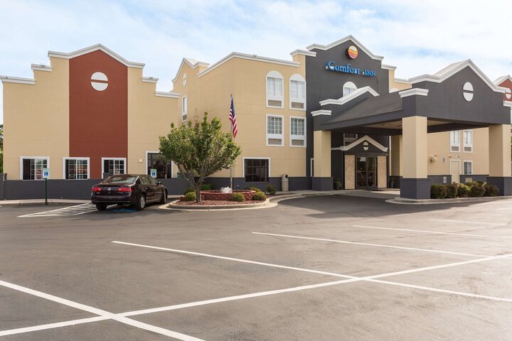 Comfort Inn Decatur Priceville
