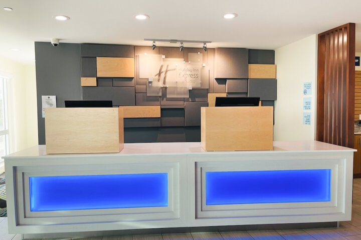 Hotel 7 of 29