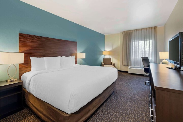 Room 16 of 32