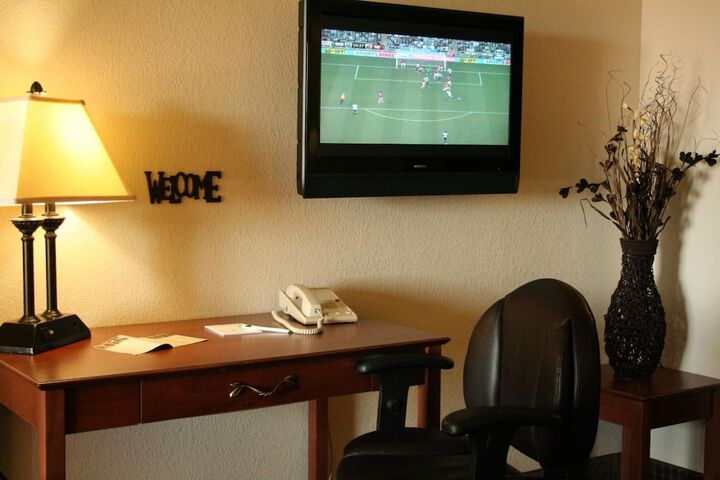 Room 17 of 24