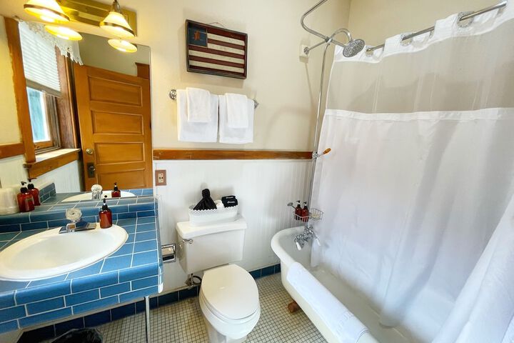 Room 5 of 36