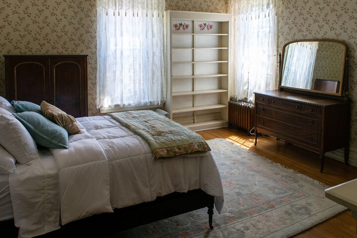 Room 16 of 20