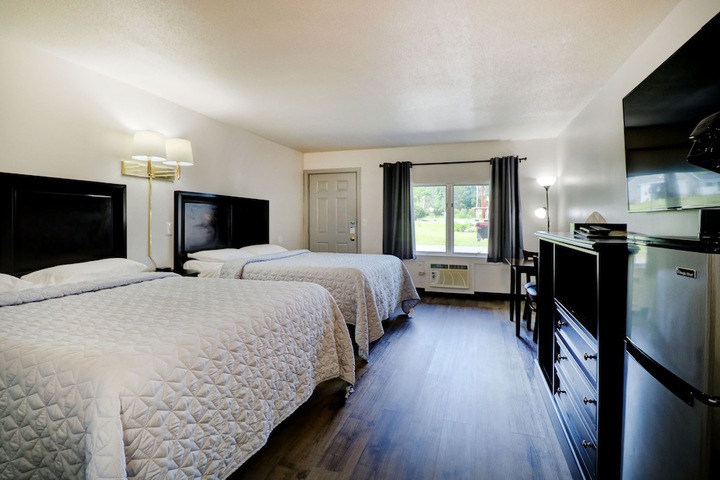 Room 52 of 59