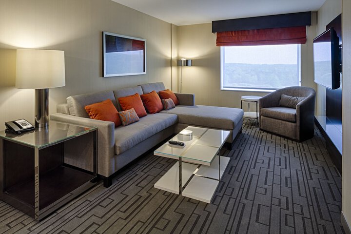 DoubleTree by Hilton Hotel Bristol Connecticut