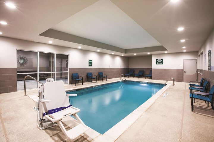 Pool 3 of 33