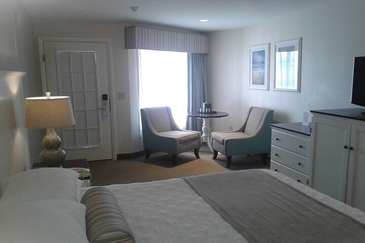Room 67 of 93