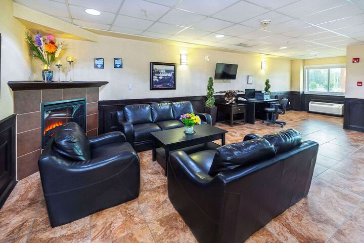 Comfort Inn & Suites Edson