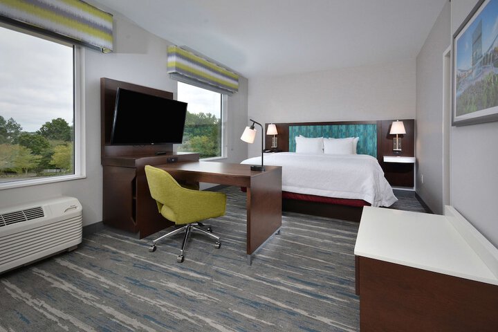 Room 50 of 79