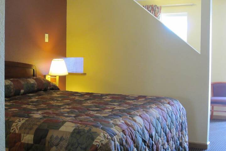 Room 32 of 45