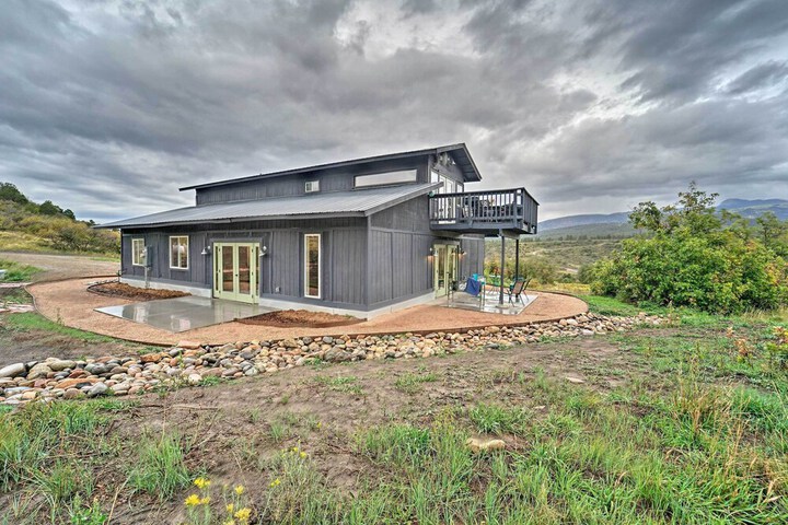 Studio w / Mountain Views 30 Min to Durango!
