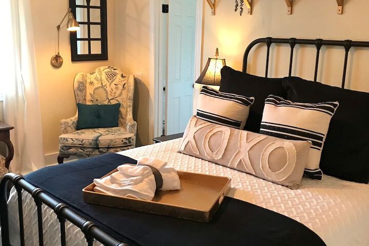 The Plantation House Boutique Inn