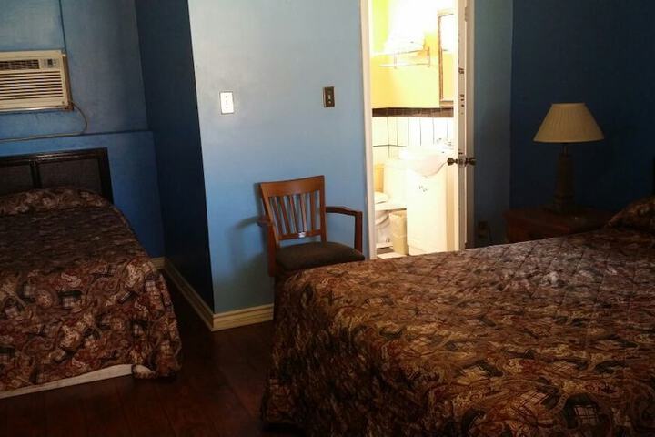 Room 37 of 43
