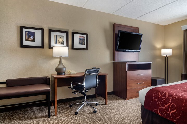 Room 17 of 47