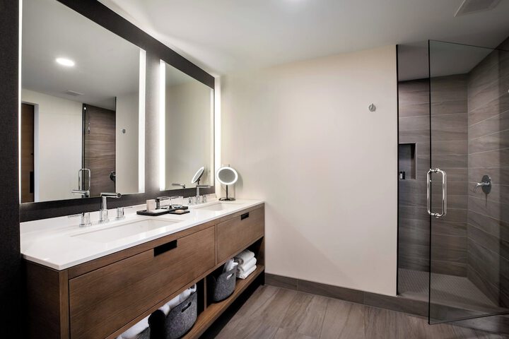 Room 26 of 50