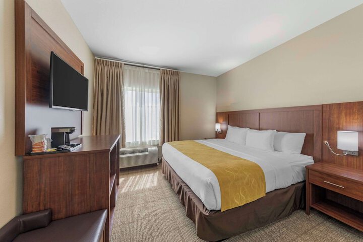Room 15 of 44