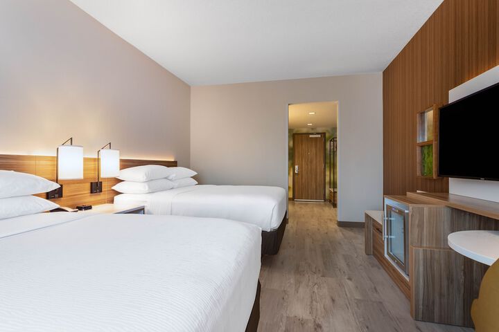 Room 20 of 34