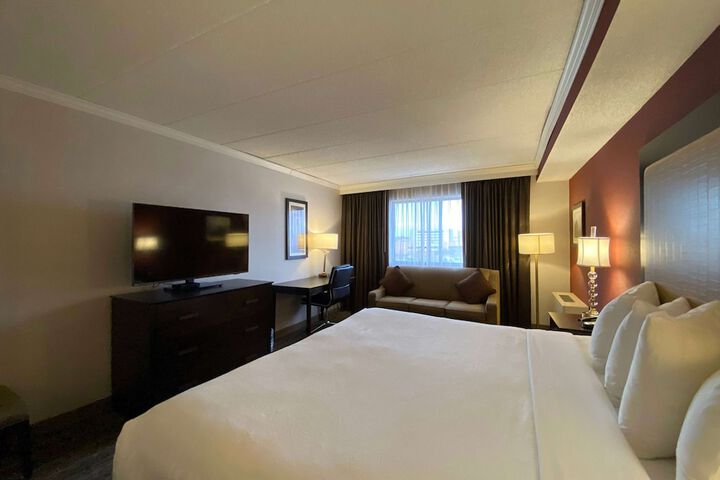 Room 8 of 50