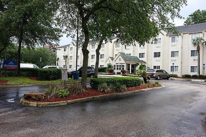 Hotel 4 of 18