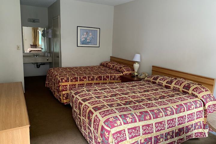 Room 5 of 31