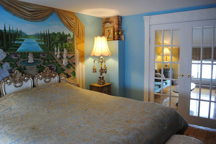 Room 16 of 41
