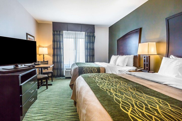 Comfort Inn & Suites Moore - Oklahoma City