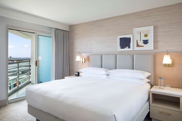 Room 40 of 58