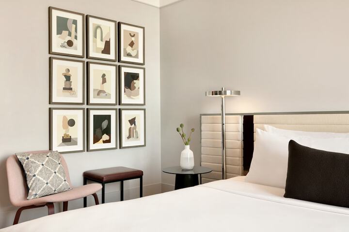 Room 25 of 78