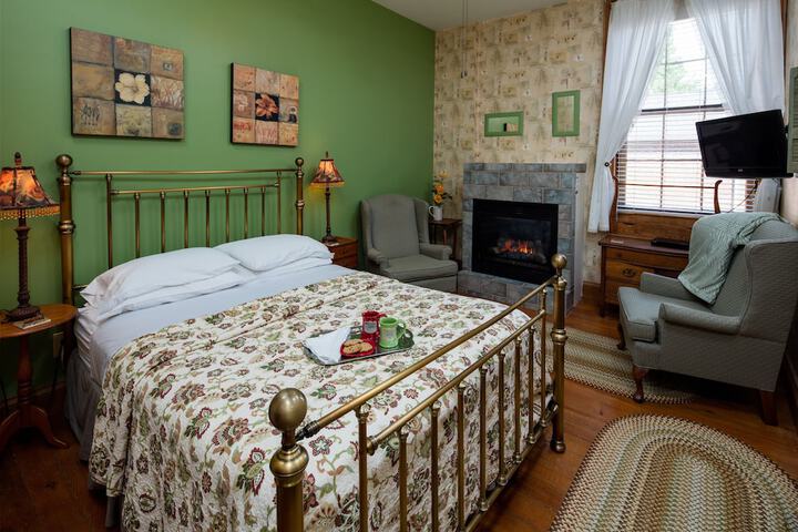 Room 47 of 59
