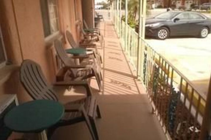 Siesta Motel