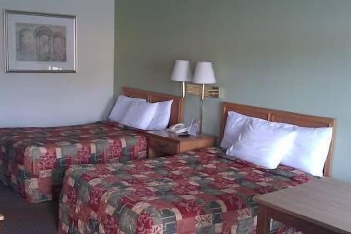 Room 19 of 46