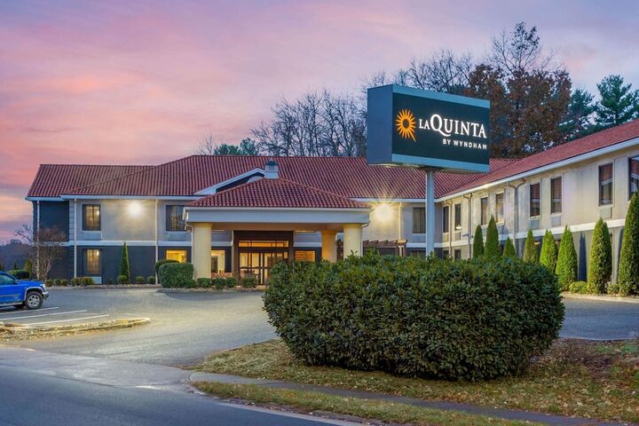 Hotel 3 of 23