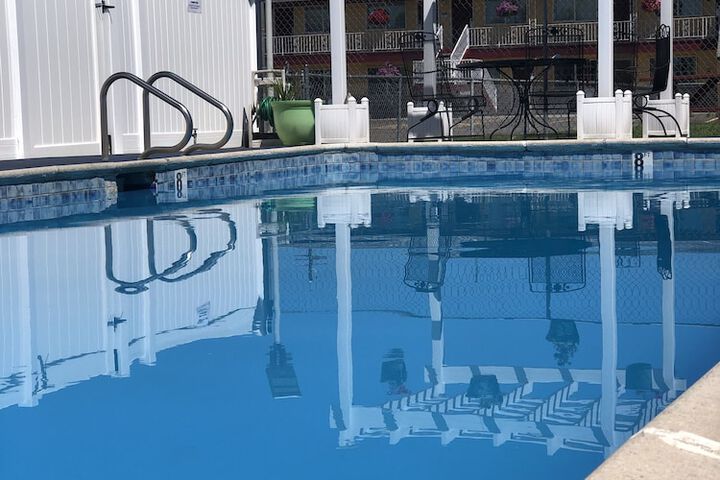 Pool 9 of 25