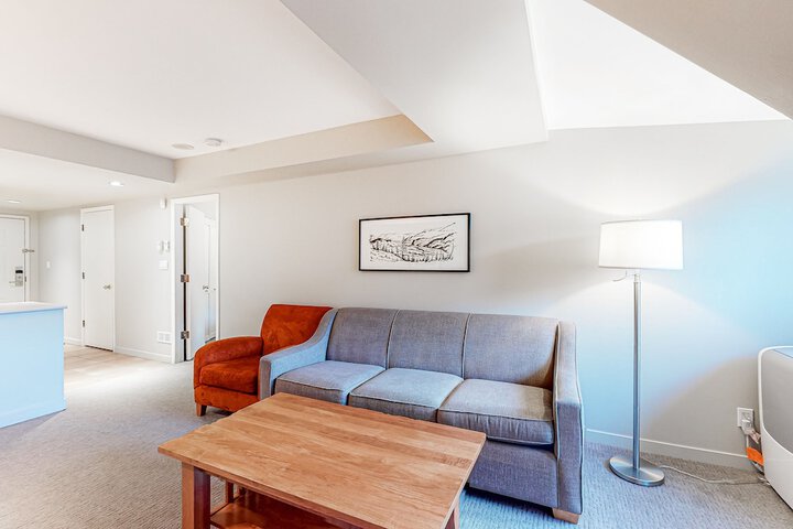 Whistler Peak Lodge