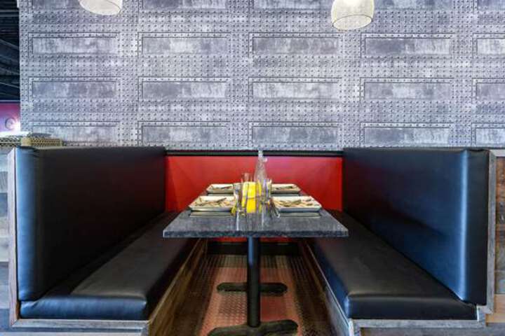 Dining 124 of 160