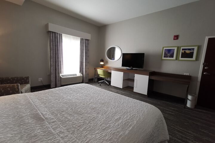 Room 22 of 82