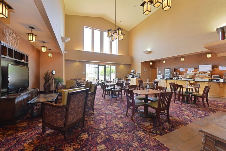 Holiday Inn Express & Suites Gillette by IHG