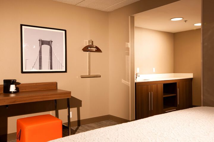 Hampton Inn Pennsville
