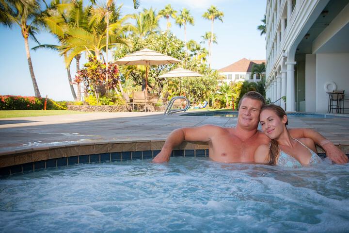 Lahaina Shores